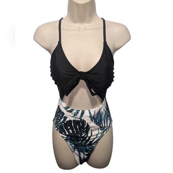 Cupshe Black White One Piece Swimsuit Cutout Front Tie Palm Leaf Print Small - Picture 3 of 3